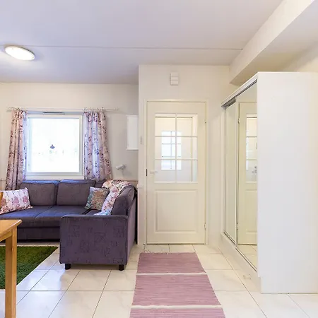 Moonlight 314 Visit Levi